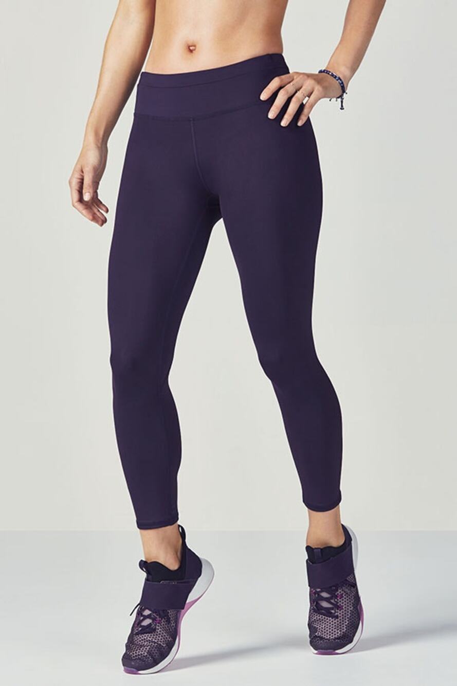 Fabletics Gia Powerlite Capri Cropped Legging Eclipse Purple XL